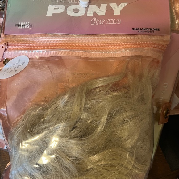 INH Sandy Blonde shayla ponytail - Picture 3 of 4
